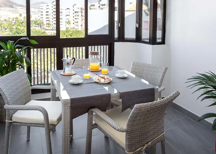 Almar Con Ac, Cristianos Appartamento